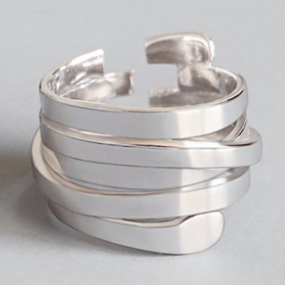 ADJUSTABLE 925 STERLING SILVER INFINITY RING, CUTE RING, SHINY RING. - Picture 1 of 4